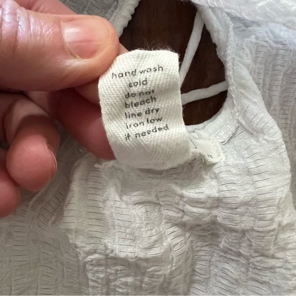 Tilly’s Full Tilt White Crinkle Cinch Puff Sleeve Open Back Top size XS - Picture 9 of 10